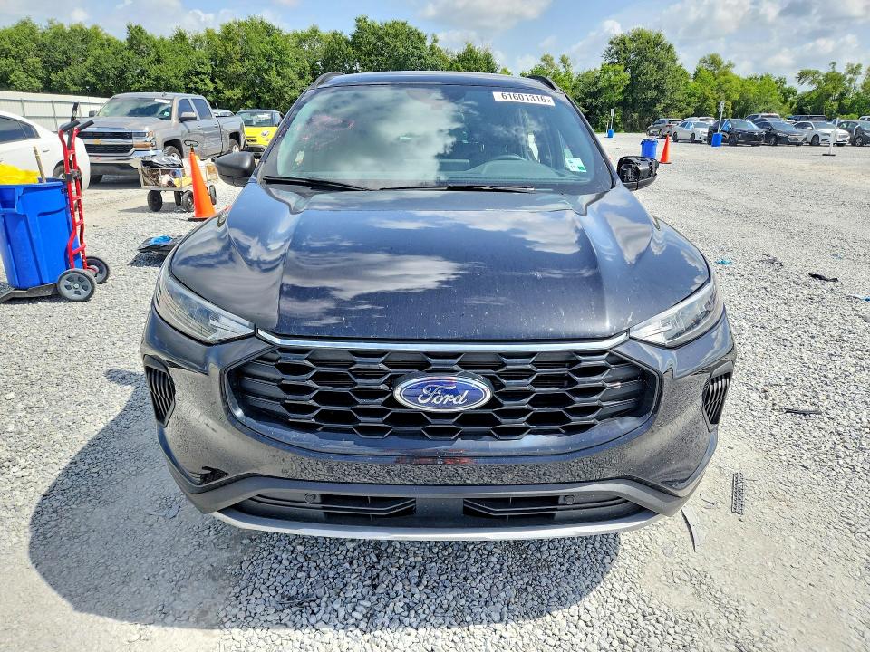 2025 Ford Escape მანქანა იყიდება აუქციონზე, vin: 1FMCU0MN9SUB15422, აუქციონის ნომერი: 61601316