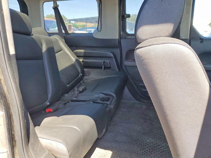 60274136 :رقم المزاد ، 5J6YH28293L021472 vin ، 2003 Honda Element مزاد بيع