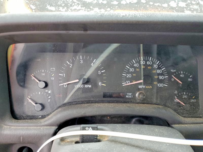 2000 Jeep Cherokee მანქანა იყიდება აუქციონზე, vin: 1J4FF58S0YL249317, აუქციონის ნომერი: 59678396