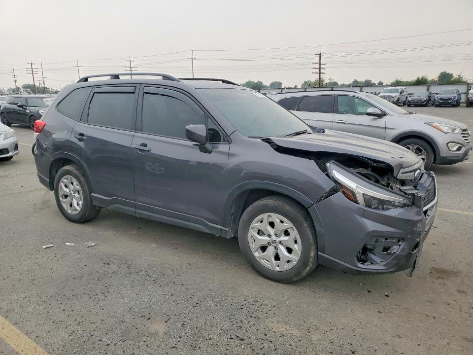 61712536 :رقم المزاد ، JF2SKADC9MH487379 vin ، 2021 Subaru Forester مزاد بيع