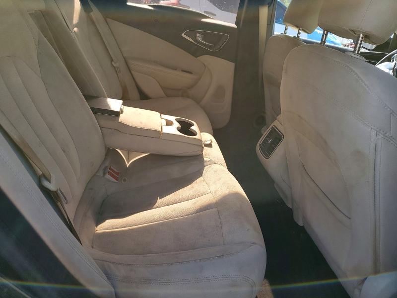 2015 Chrysler 200 მანქანა იყიდება აუქციონზე, vin: 1C3CCCAB7FN614985, აუქციონის ნომერი: 61391986