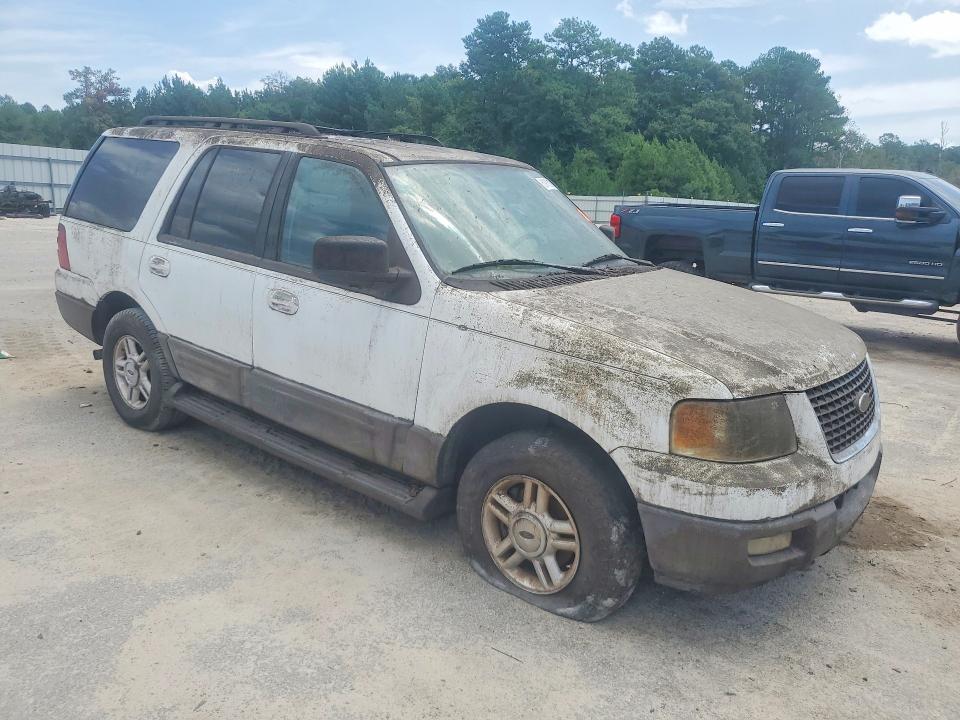 Продажа на аукционе авто 2005 Ford Expedition, vin: 1FMPU16555LB12452, номер лота: 61915176