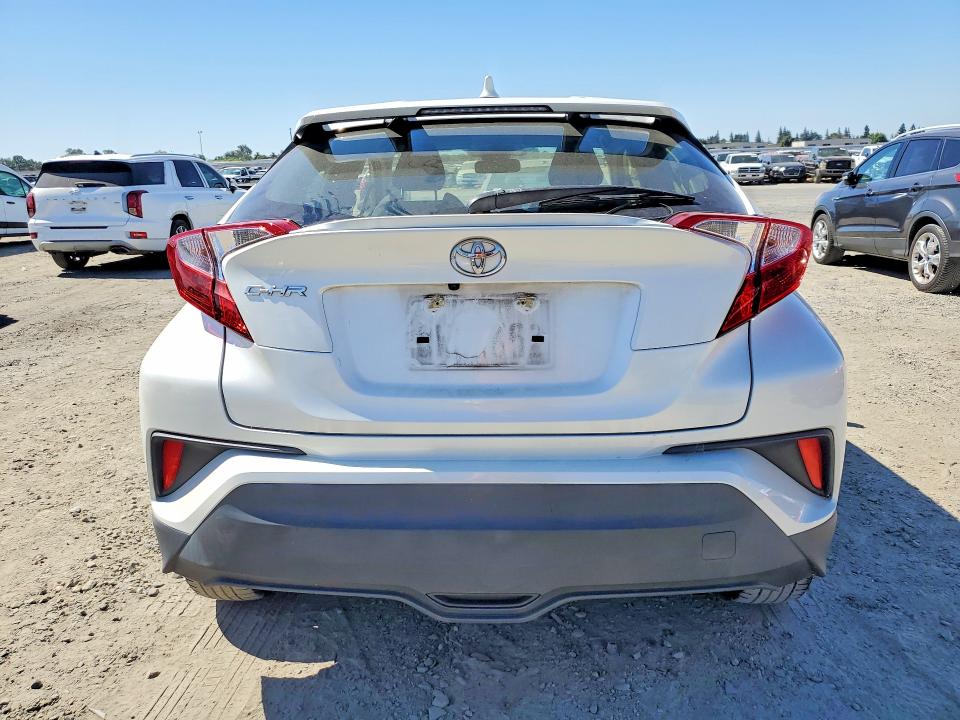 2021 Toyota C-hr მანქანა იყიდება აუქციონზე, vin: JTNKHBX4M1108636, აუქციონის ნომერი: 60598726