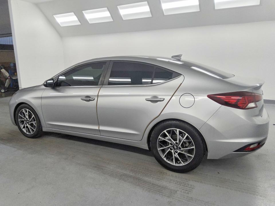 57089776 :رقم المزاد ، 5NPD84LF3LH629857 vin ، 2020 Hyundai Elantra مزاد بيع