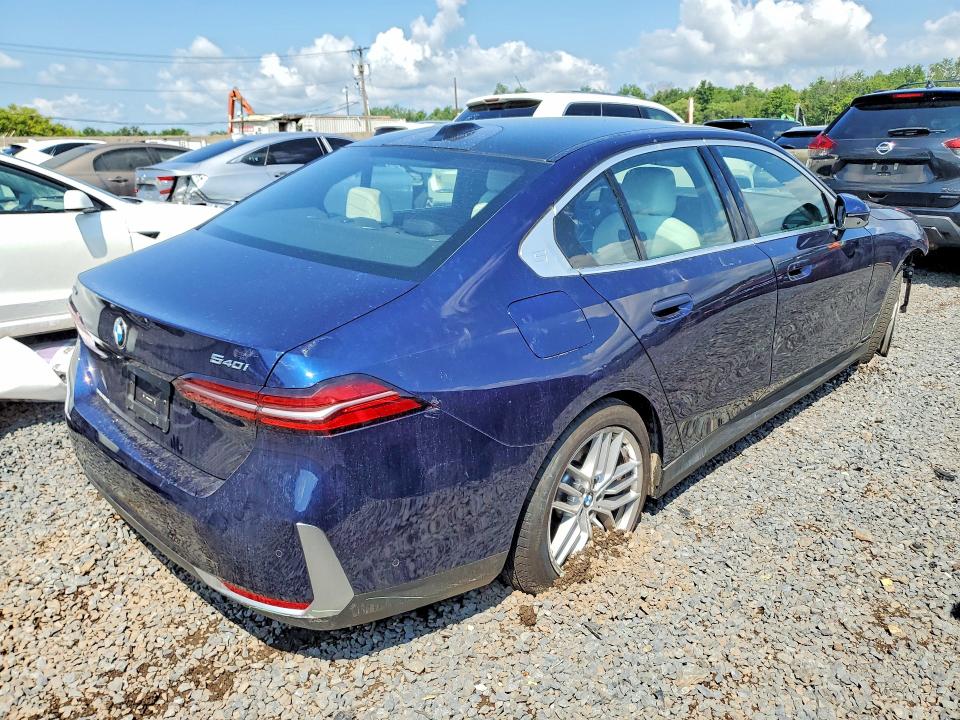 62941866 :رقم المزاد ، WBA63FJ09RCS07269 vin ، 2024 Bmw 540 مزاد بيع