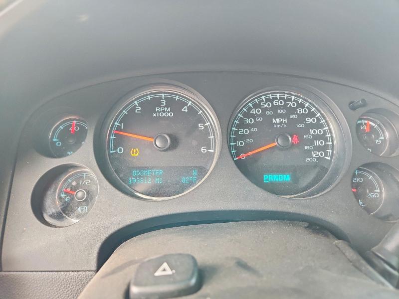 2013 Chevrolet Suburban მანქანა იყიდება აუქციონზე, vin: 1GNSKKE70DR290995, აუქციონის ნომერი: 61599526