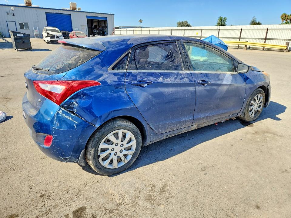 2016 Hyundai Elantra Gt მანქანა იყიდება აუქციონზე, vin: KMHD35LHXGU266647, აუქციონის ნომერი: 62699976
