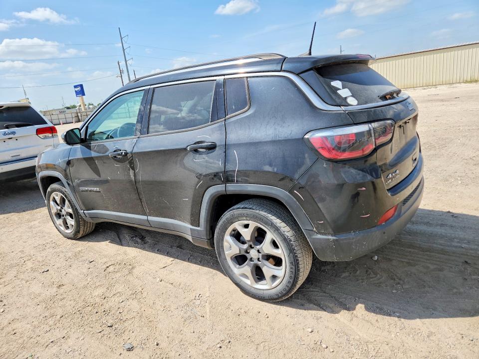 62266096 :رقم المزاد ، 3C4NJDCBXJT332510 vin ، 2018 Jeep Compass مزاد بيع