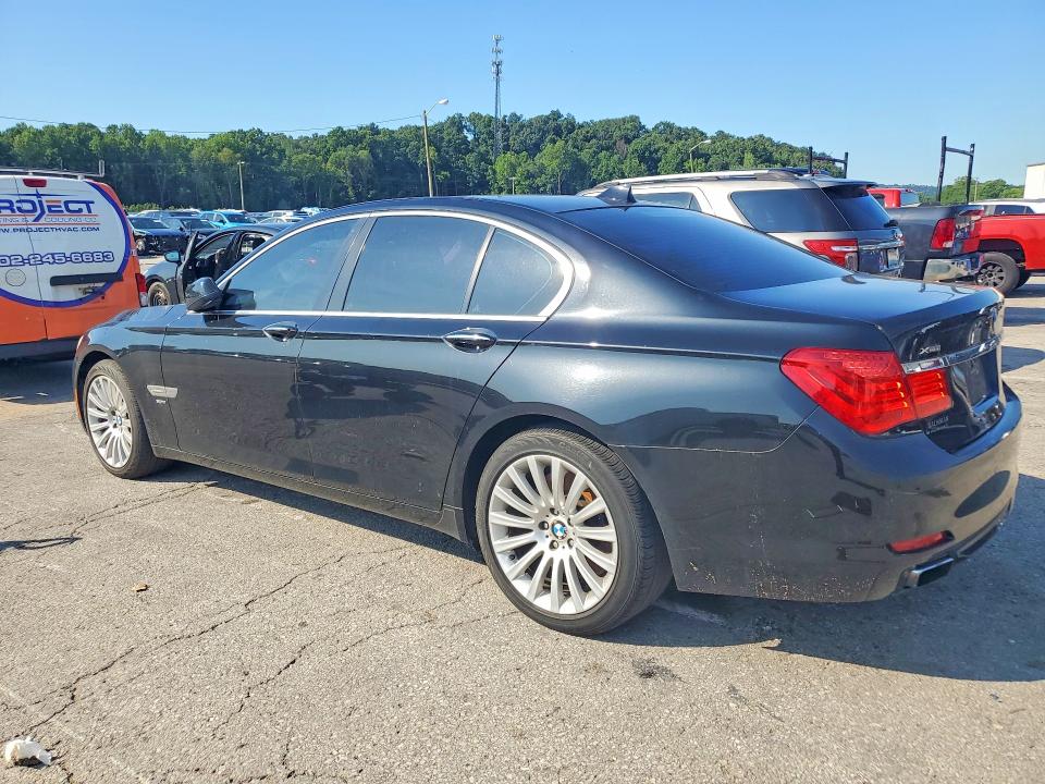 2010 Bmw 750 მანქანა იყიდება აუქციონზე, vin: WBAKA8C55ACY35827, აუქციონის ნომერი: 61139646