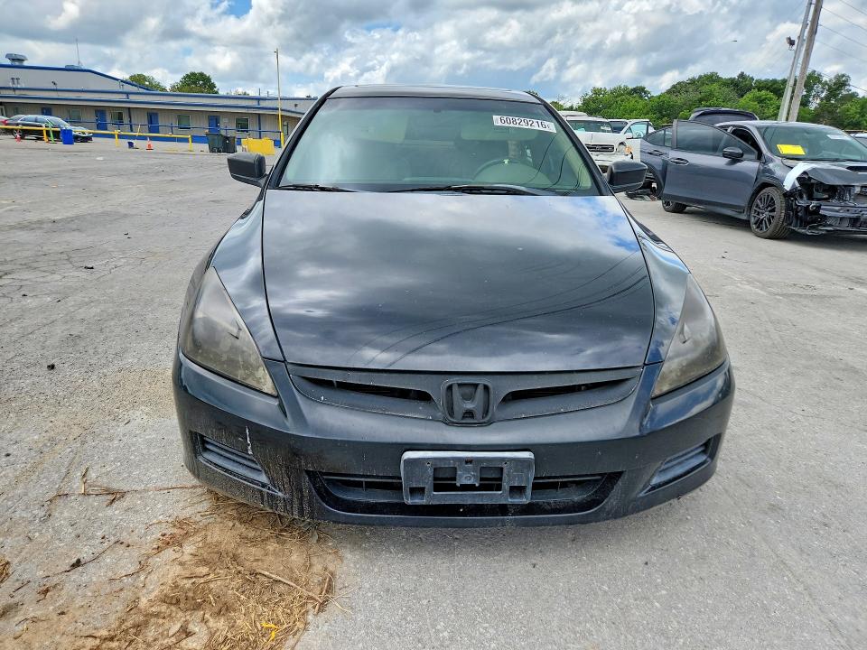 60829216 :رقم المزاد ، 1HGCM56807A175351 vin ، 2007 Honda Accord مزاد بيع
