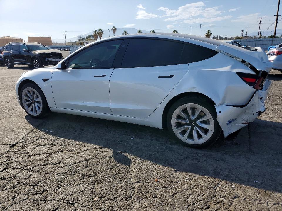 61782396 :رقم المزاد ، 5YJ3E1EB2MF877465 vin ، 2021 Tesla Model 3 مزاد بيع