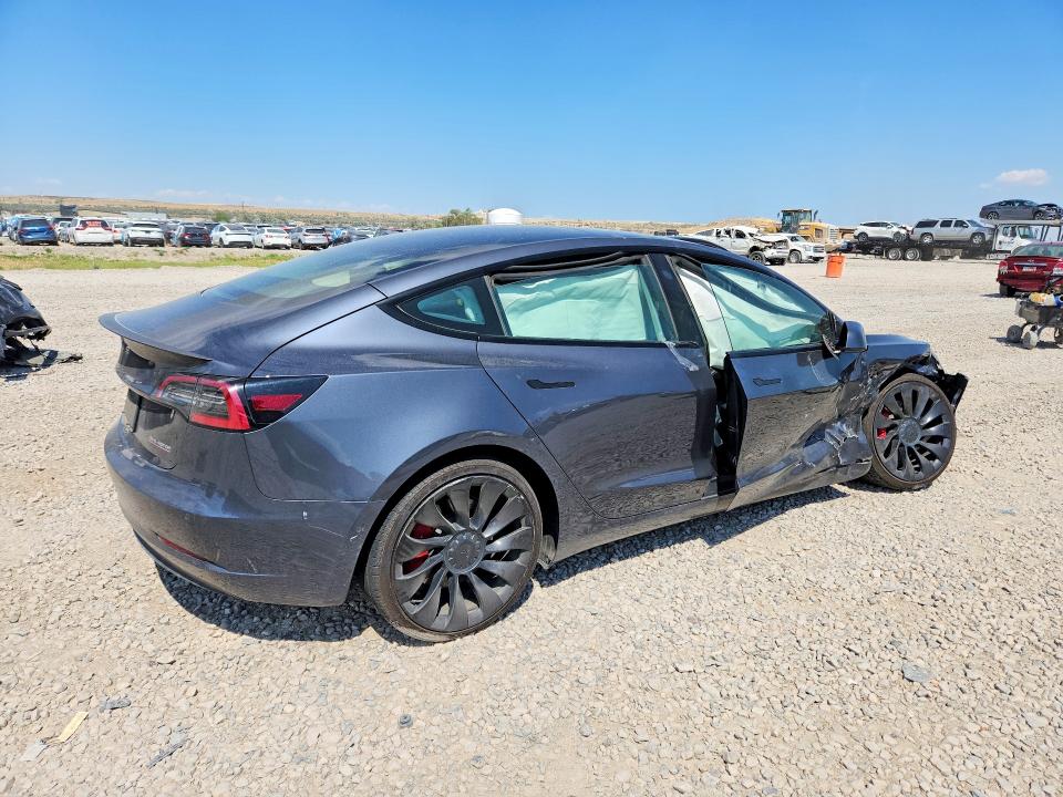 Продажа на аукционе авто 2022 Tesla Model 3, vin: 5YJ3E1ECXNF231939, номер лота: 61633536