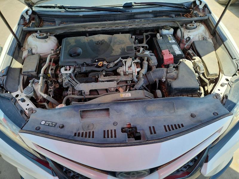 62025656 :رقم المزاد ، 4T1B61HK1KU280764 vin ، 2019 Toyota Camry مزاد بيع