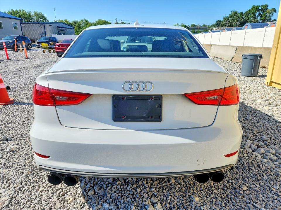 2015 Audi S3 მანქანა იყიდება აუქციონზე, vin: WAUBFGFF5F1083811, აუქციონის ნომერი: 63332926