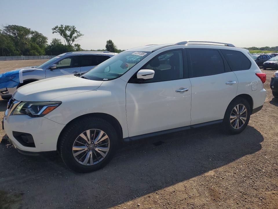 Продажа на аукционе авто 2018 Nissan Pathfinder, vin: 5N1DR2MM0JC611920, номер лота: 62261306