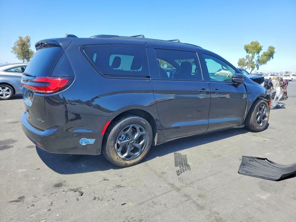 Auction sale of the 2021 Chrysler Pacifica, vin: 2C4RC1S77MR522179, lot number: 59347996