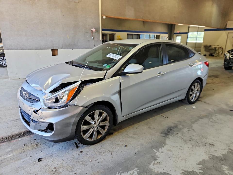 61214816 :رقم المزاد ، KMHCU4AEXEU767806 vin ، 2014 Hyundai Accent مزاد بيع