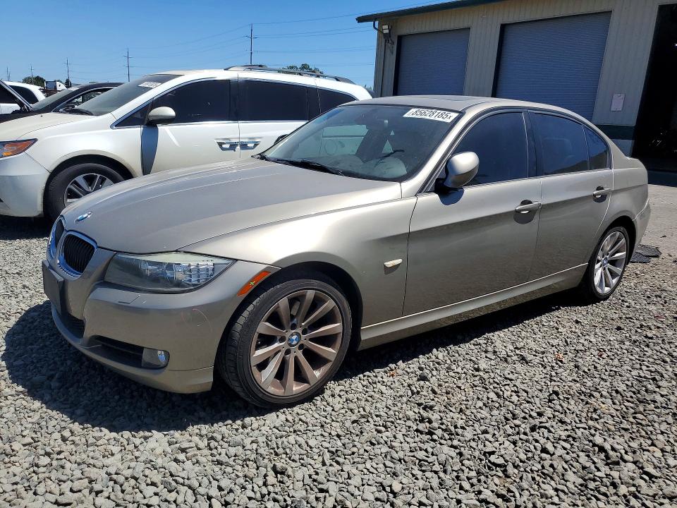 85628185 :رقم المزاد ، WBAPH5G5XBNM82761 vin ، 2011 Bmw 328 مزاد بيع