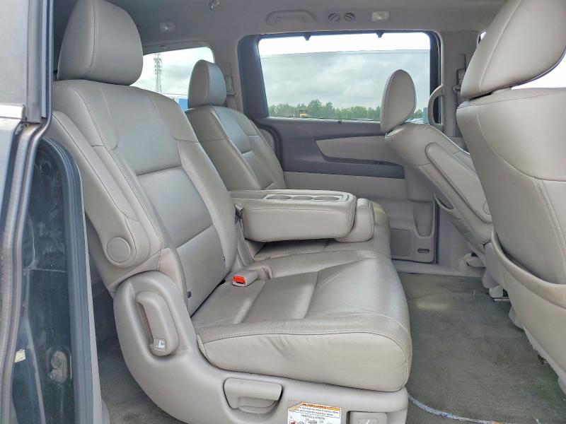 60483116 :رقم المزاد ، 5FNRL5H65EB126397 vin ، 2014 Honda Odyssey مزاد بيع
