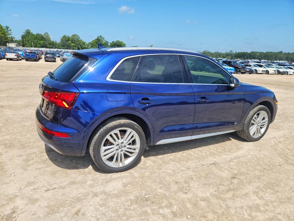62470536 :رقم المزاد ، WA1BNAFY9J2009583 vin ، 2018 Audi Q5 مزاد بيع