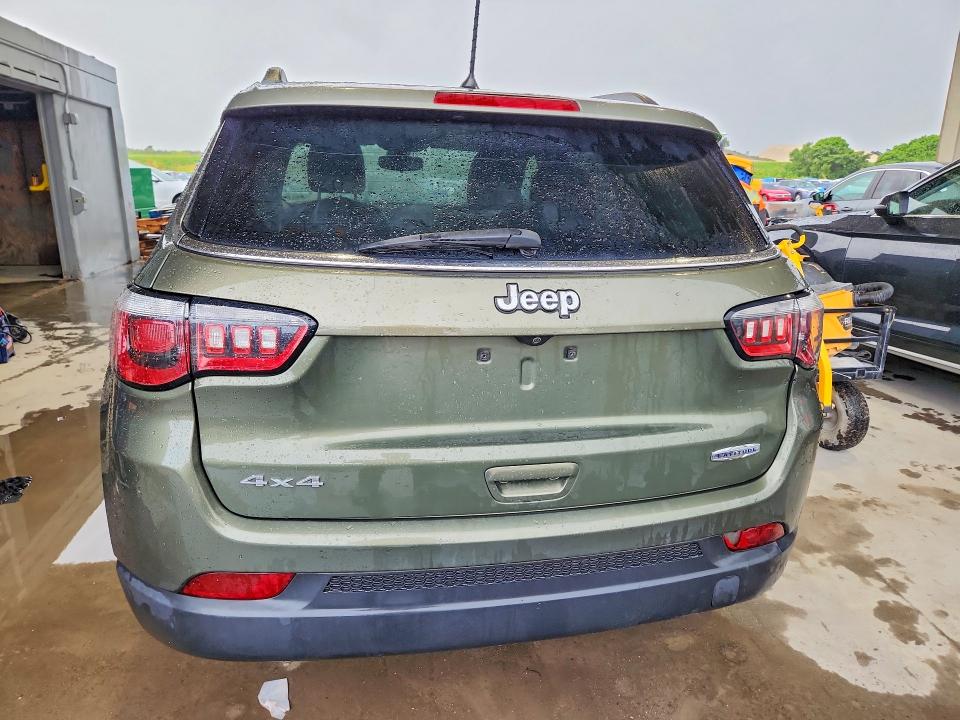 2017 Jeep Compass მანქანა იყიდება აუქციონზე, vin: 3C4NJDBB2HT646941, აუქციონის ნომერი: 59821576