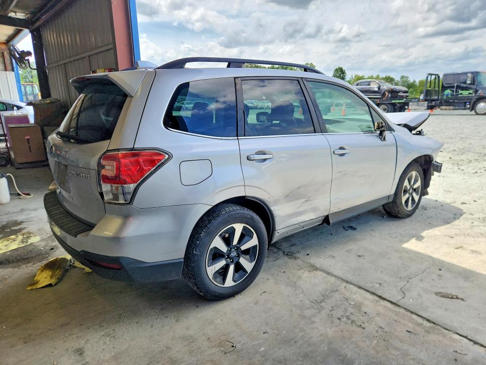 61288326 :رقم المزاد ، JF2SJAJC1JH546458 vin ، 2018 Subaru Forester مزاد بيع