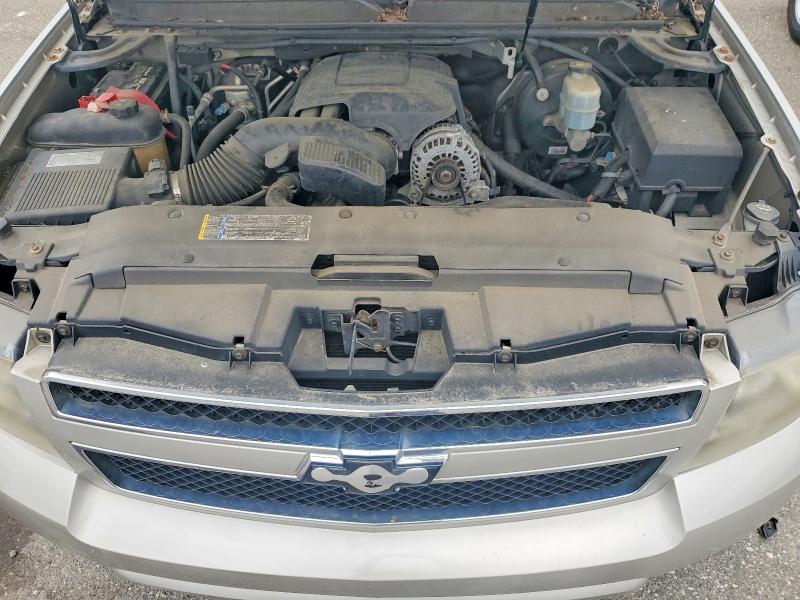 2009 Chevrolet Suburban მანქანა იყიდება აუქციონზე, vin: 1GNFK26309R251831, აუქციონის ნომერი: 63461206