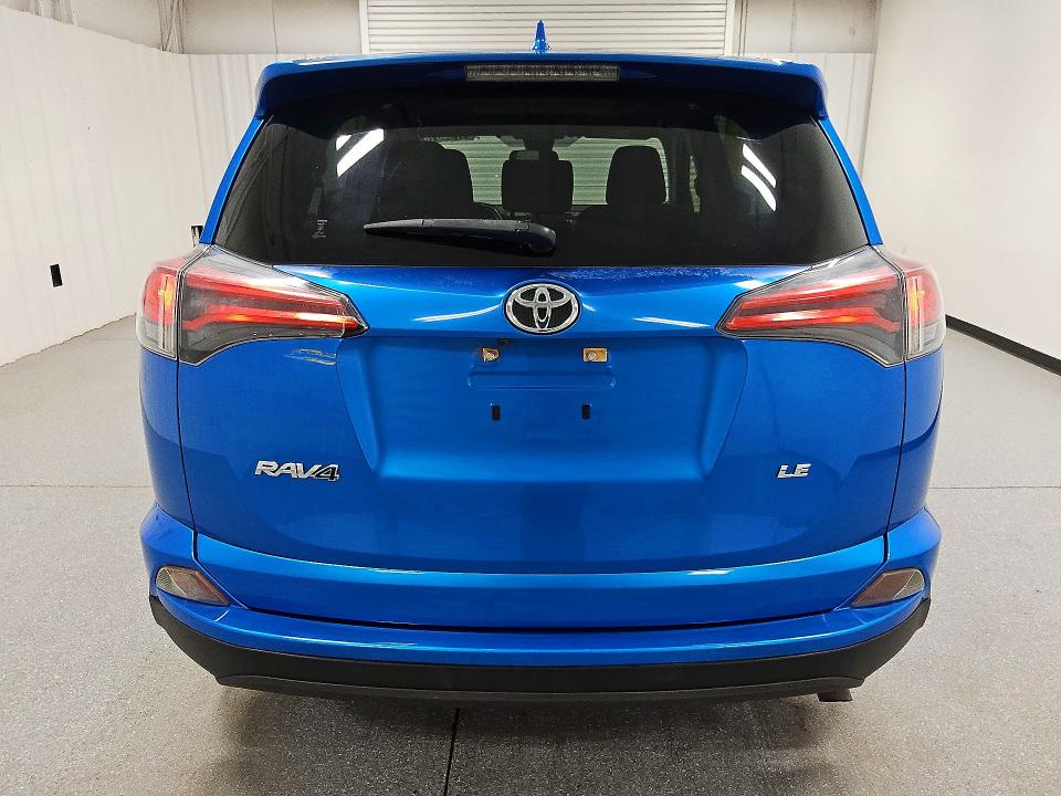 2018 Toyota Rav4 მანქანა იყიდება აუქციონზე, vin: JTMZFREVXJJ151471, აუქციონის ნომერი: 61794816
