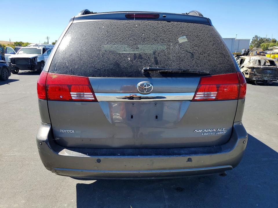 2005 Toyota Sienna მანქანა იყიდება აუქციონზე, vin: 5TDBA22C95S048867, აუქციონის ნომერი: 63411196