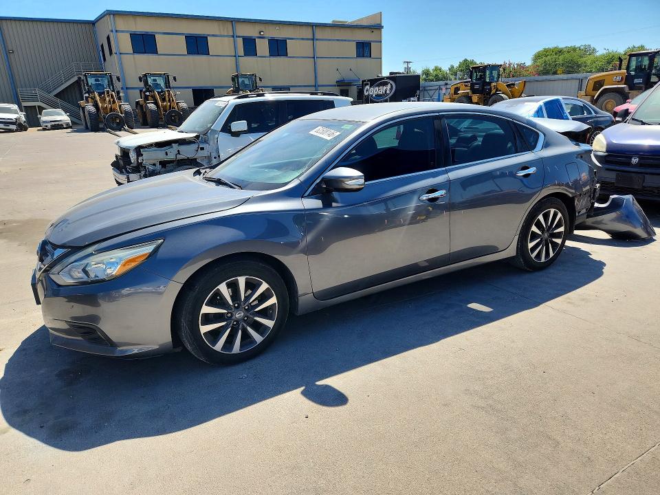 Aukcja sprzedaży 2017 Nissan Altima, vin: 1N4AL3AP8HC180675, numer aukcji: 62508146
