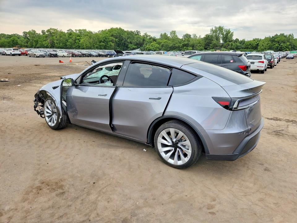 61525206 :رقم المزاد ، 7SAYGDEE1TF325808 vin ، 2026 Tesla Model Y مزاد بيع