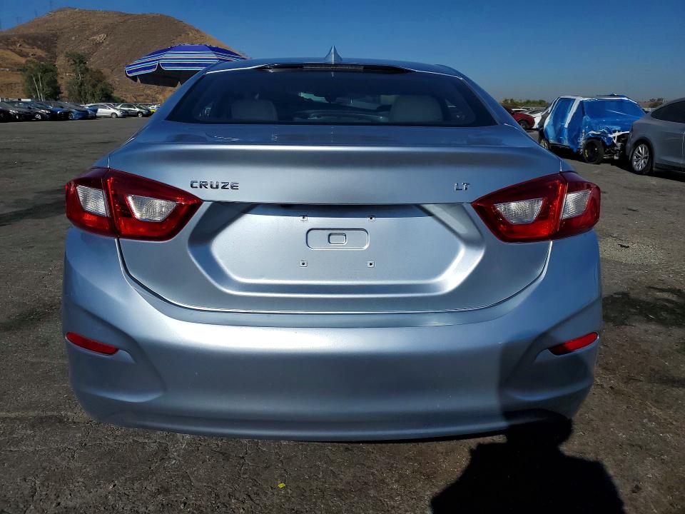 Aukcja sprzedaży 2018 Chevrolet Cruze, vin: 1G1BE5SM1J7172868, numer aukcji: 63403366