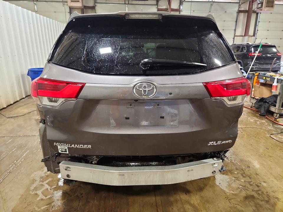Aukcja sprzedaży 2019 Toyota Highlander, vin: 5TDJZRFH6KS580236, numer aukcji: 59381526