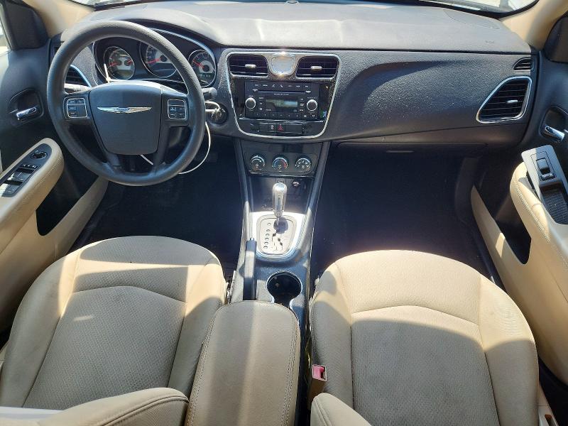 63194986 :رقم المزاد ، 1C3CCBAB2CN131054 vin ، 2012 Chrysler 200 مزاد بيع