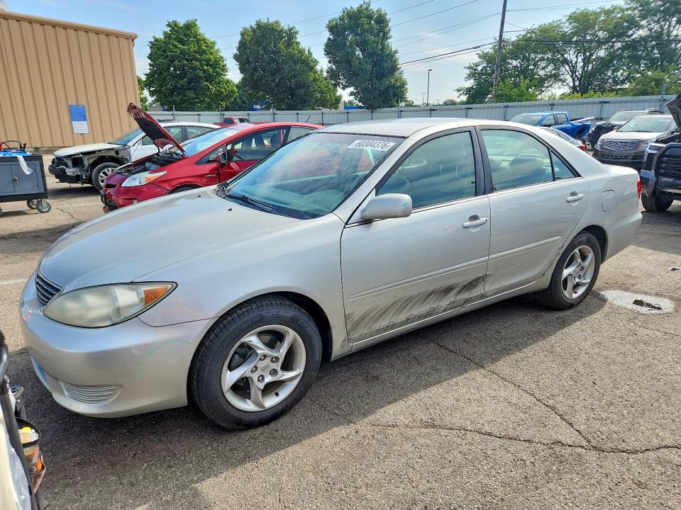 Продажа на аукционе авто 2005 Toyota Camry, vin: 4T1BE30K75U019007, номер лота: 60304376