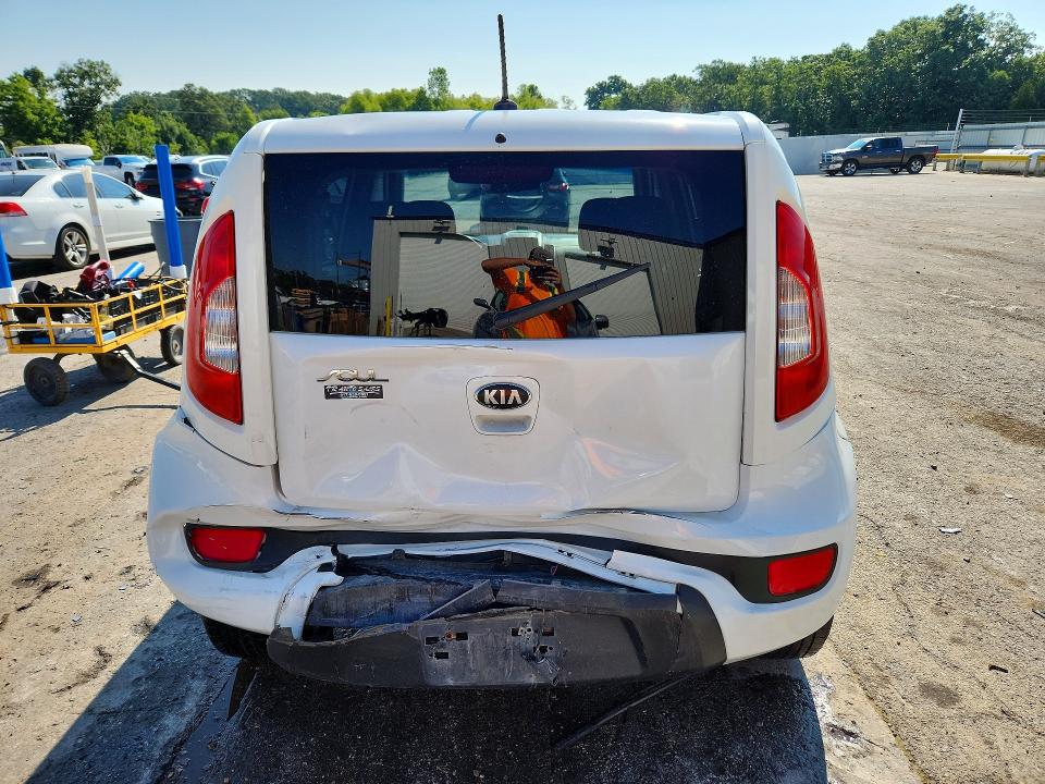 2013 Kia Soul მანქანა იყიდება აუქციონზე, vin: KNDJT2A60D7573200, აუქციონის ნომერი: 60021776