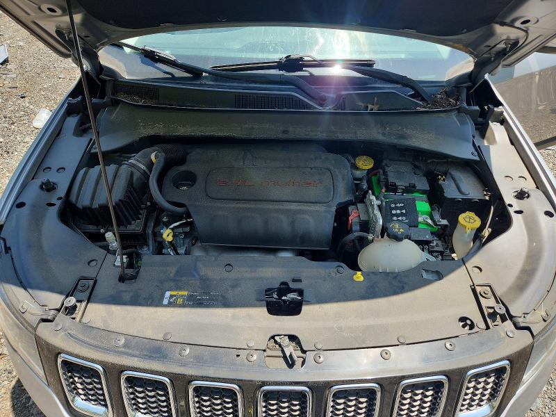 58890746 :رقم المزاد ، 3C4NJCBB5JT495190 vin ، 2018 Jeep Compass مزاد بيع