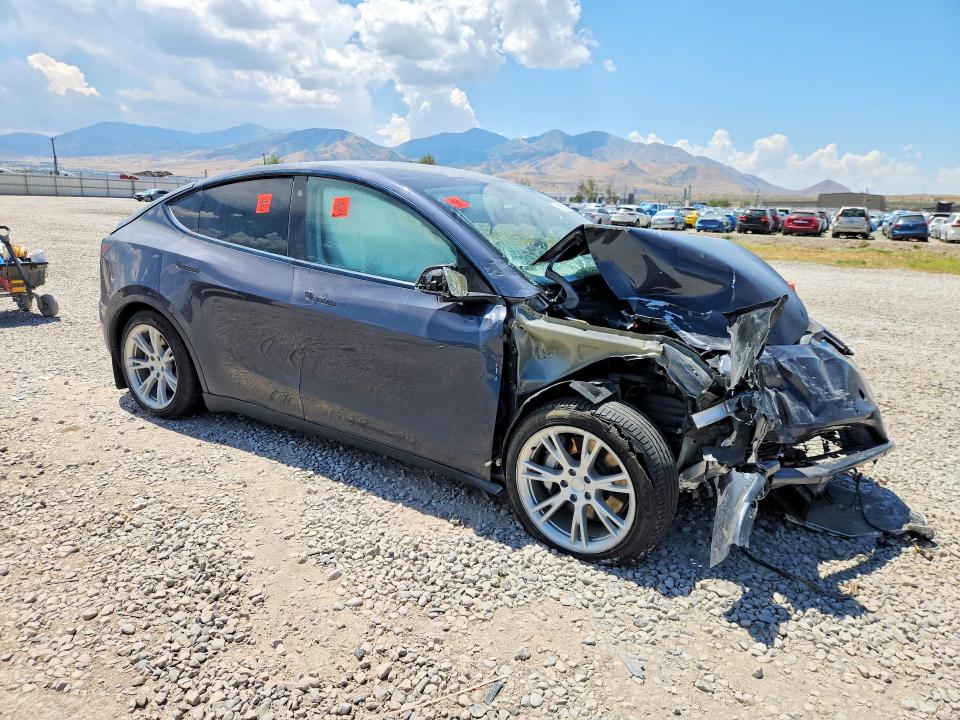 Продажа на аукционе авто 2021 Tesla Model Y, vin: 5YJYGDEEXMF094941, номер лота: 62059346