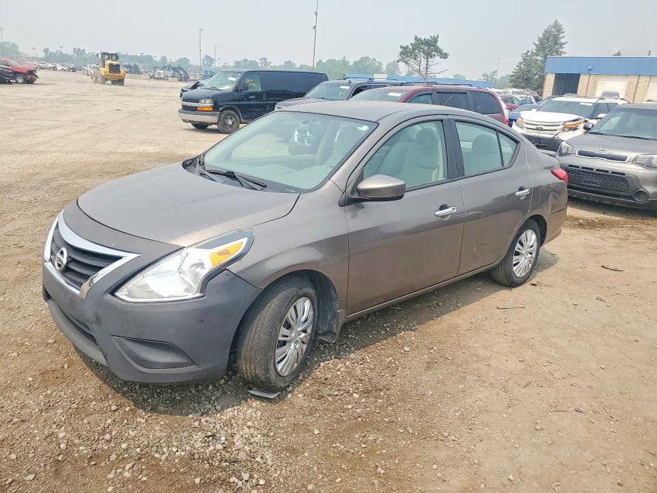 Auction sale of the 2015 Nissan Versa, vin: 3N1CN7AP7FL843016, lot number: 61665906
