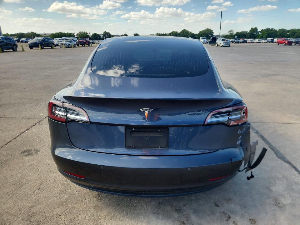 Auction sale of the 2020 Tesla Model 3, vin: 5YJ3E1EAXLF645895, lot number: 59585716