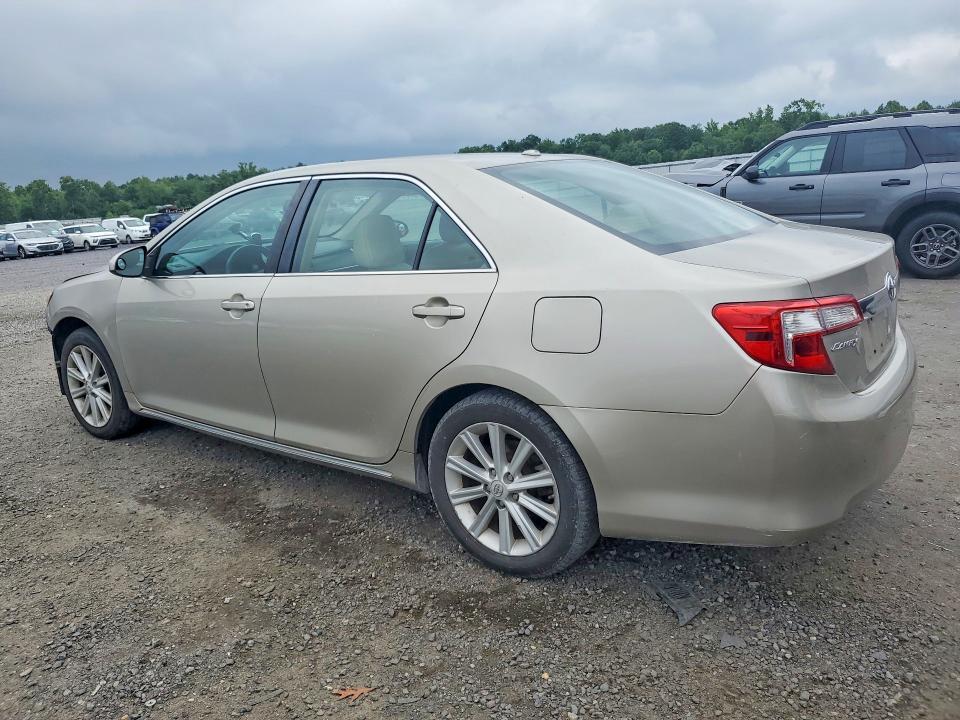 60258736 :رقم المزاد ، 4T4BF1FKXDR321520 vin ، 2013 Toyota Camry مزاد بيع
