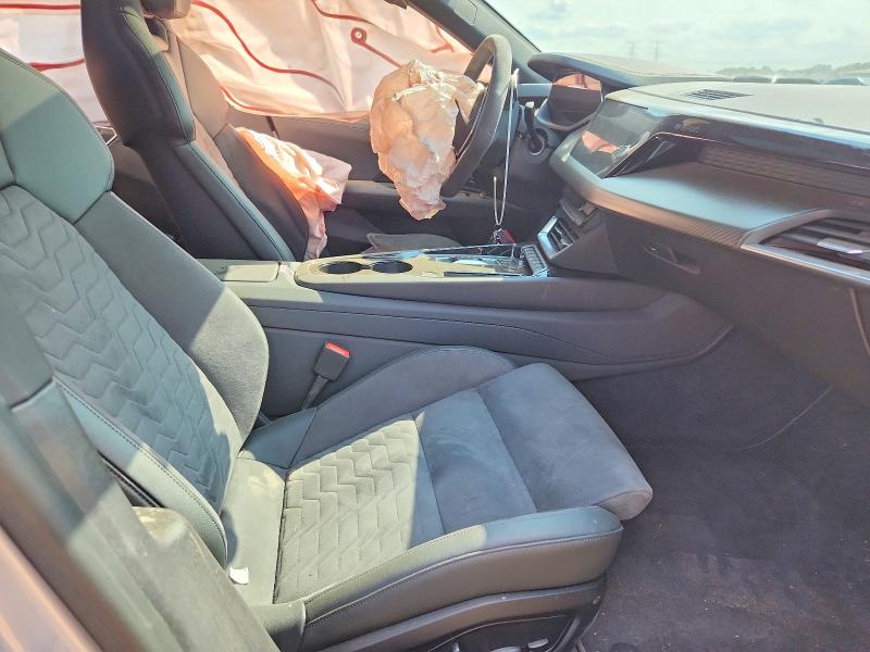 Продажа на аукционе авто 2022 Audi E-tron Gt, vin: WAUCJBFWXN7001539, номер лота: 62405646