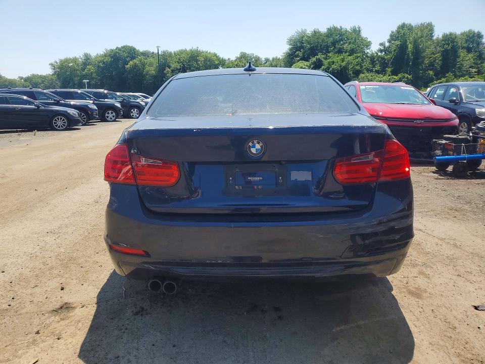 2013 Bmw 328 მანქანა იყიდება აუქციონზე, vin: WBA3B3C54DF534036, აუქციონის ნომერი: 59765346