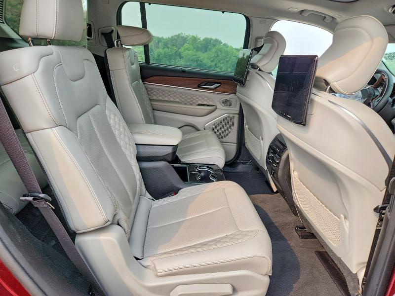 Продаж на аукціоні авто 2023 Jeep Grand Cherokee, vin: 1C4RJKEG5P8109684, номер лоту: 61691296