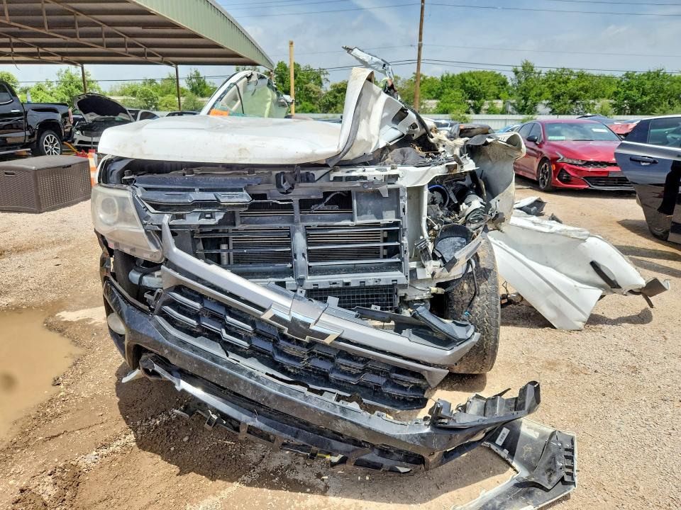 60471546 :رقم المزاد ، 1GCGSDEN1M1112908 vin ، 2021 Chevrolet Colorado مزاد بيع