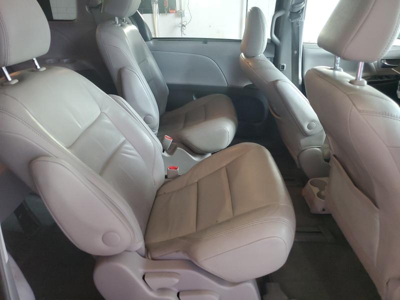 2017 Toyota Sienna მანქანა იყიდება აუქციონზე, vin: 5TDDZ3DC2HS173332, აუქციონის ნომერი: 60125816