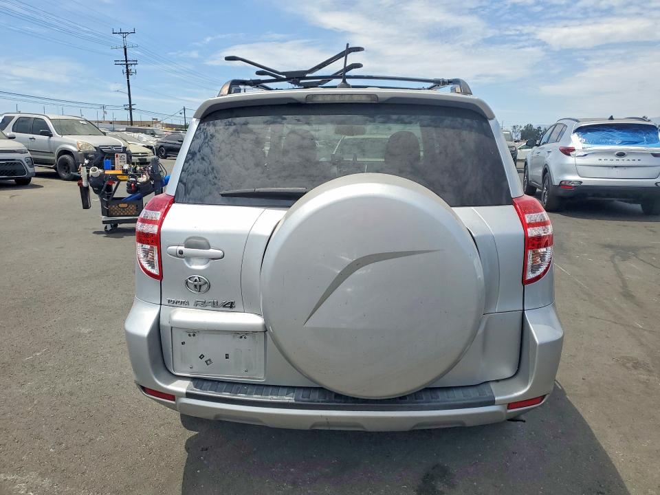 61623696 :رقم المزاد ، JTMYF4DV1A5031695 vin ، 2010 Toyota Rav4 مزاد بيع