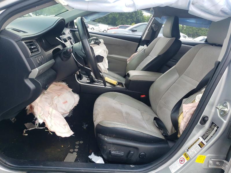 62904706 :رقم المزاد ، 4T1BF1FK8FU921398 vin ، 2015 Toyota Camry مزاد بيع
