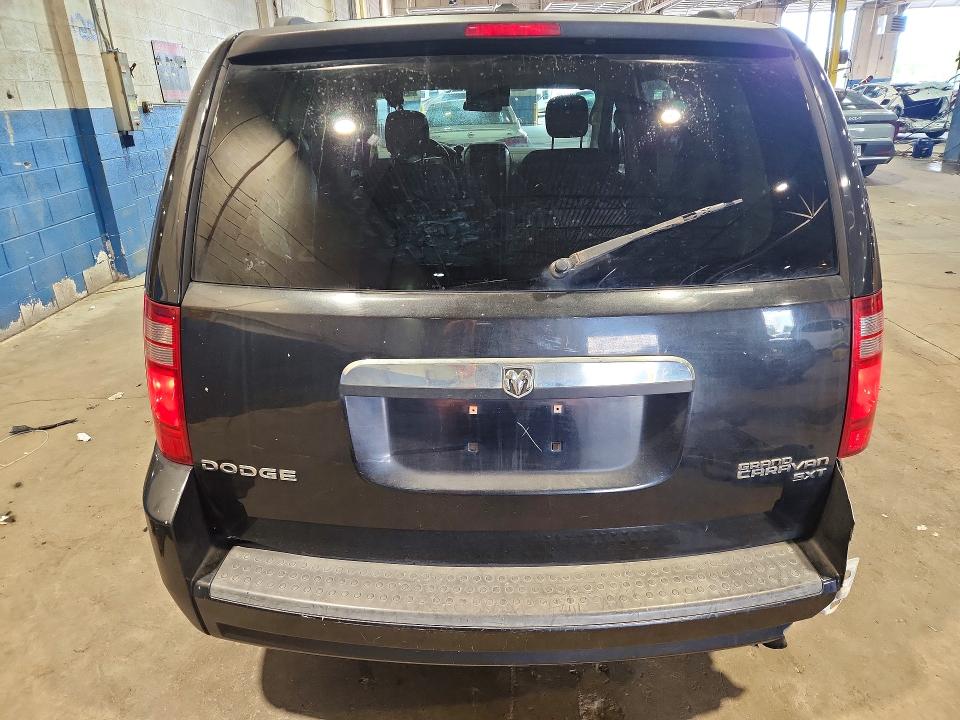 62849086 :رقم المزاد ، 2D4RN5D16AR135647 vin ، 2010 Dodge Grand Caravan مزاد بيع