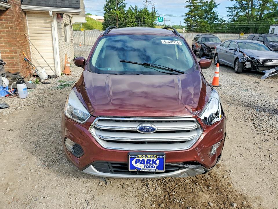 Продажа на аукционе авто 2018 Ford Escape, vin: 1FMCU0GD4JUA89717, номер лота: 62349276
